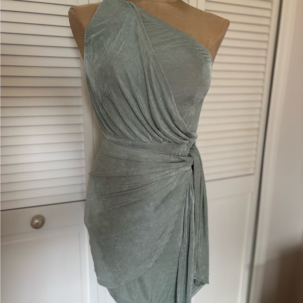 CupShe One-Shoulder Bathing Suit Cover